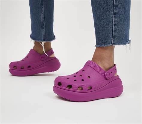 Crocs Classic Crush Clogs Fuchsia Fun - Women’s Sandals