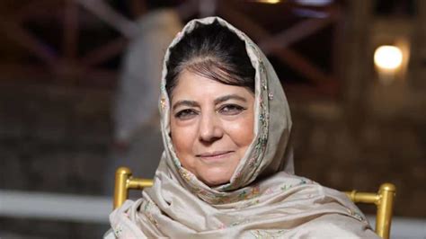 Mehbooba Mufti urges Centre to ensure safe return of Indian, Kashmiri ...