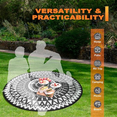 Nuu Garden 5 X 5 (ft) Black and White Round Outdoor Damask Area Rug ...