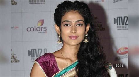 5 unmarried mothers on Television