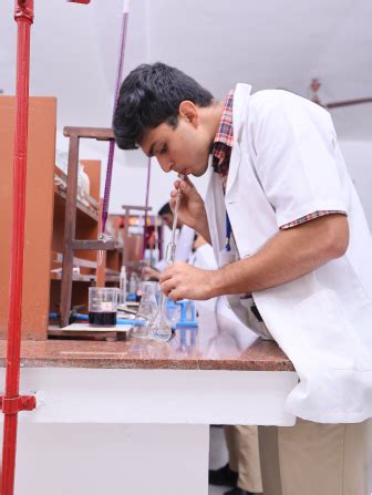 Chemistry Lab Facility
