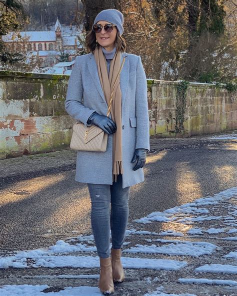 Bluse 'OLIVIA' curated on LTK | Casual fall outfits, Light blue coat ...