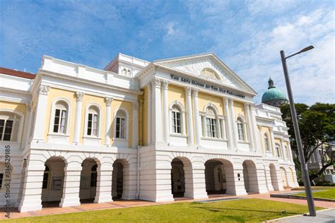 Old Parliament House in Singapore | The Best Guide | Travel Tips
