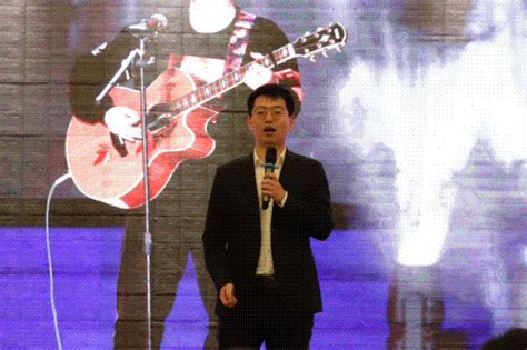 学习二十大 “艺”起展风采——机电工程学院举办第五届新生才艺大赛-机电工程学院