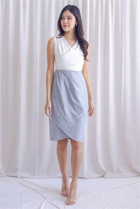 TDC Valorie Pleated Tulip Work Dress In White/Grey – The Design Closets