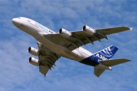EL AVION DE 853 PASAJEROS AIRBUS A380 – Principios De Dolores
