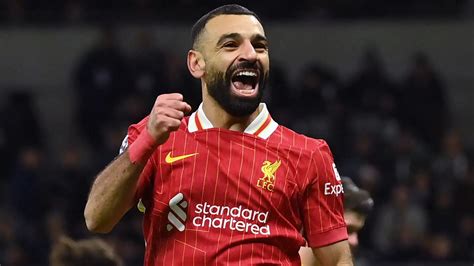 Liverpool star Mohamed Salah offers himself to La Liga giant - report