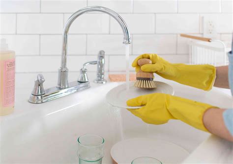 Does Your Hot Water Kill Bacteria?