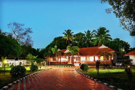 8 Beautiful Alleppey Beach Resorts for Sunset lovers - 2024