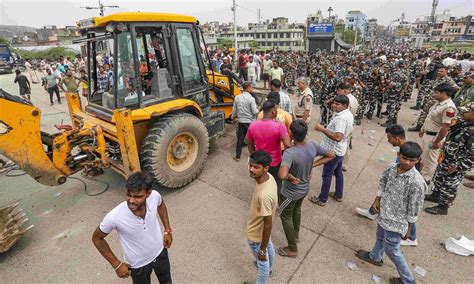 Will put demolition drive on hold till Aug 16 in Bhalswa Dairy colony ...