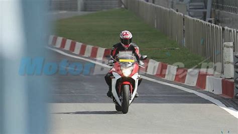 Spied: Honda CBR650 F at the Buddh International Circuit - Overdrive