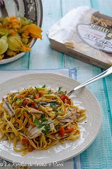 pasta fiori di zucca e alici tagliatelle integrali con fiori di zucca e alici le pasta fiori di zucca e alici tagliatelle integrali con fiori di zucca e alici le