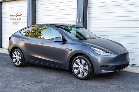 Tesla Model Y Grey Touch Up Paint