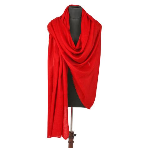 Buy Blaze Red Solid Pashmina Shawl at Best Prices - Kashmir Box ...
