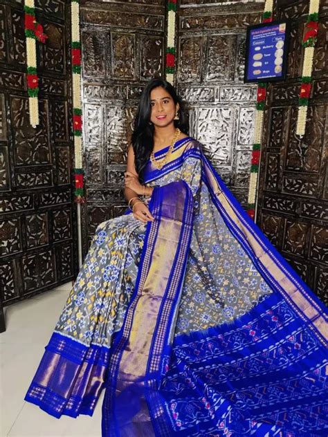 Hirva fashion Multicolor Dola Silk Pochampally Ikkat Saree With ...