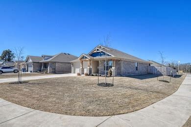 383 Pleasant View, Harrah, OK 73045 | Homes.com