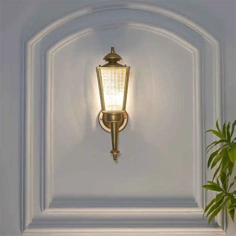 AINE 2 Indoor and Outdoor Shining Brass Finish Wall Light – KAPOOR-E ...