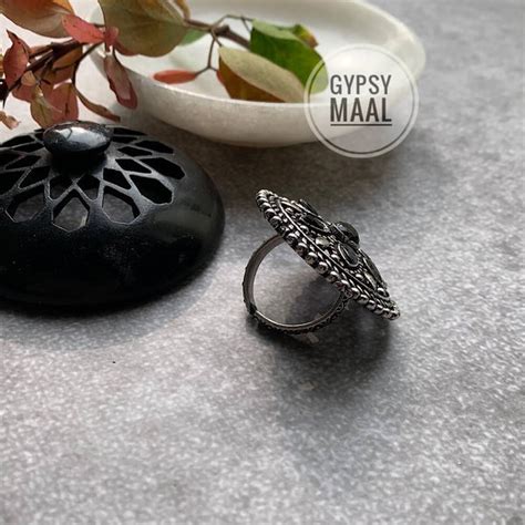 Black Floral Finger Ring – Gypsy Maal