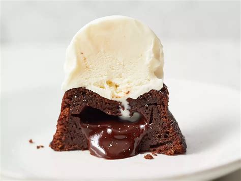 Molten Lava Cake Chocolate Lava Cake