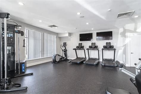 The Strand at Lenox - Atlanta, GA 30324 | ApartmentGuide.com