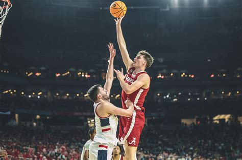 Nate Oats on senior forward Grant Nelson: 'I'd love to have him back ...