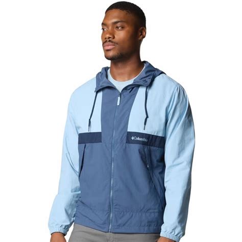 Diwali Gifts For Travel Lovers: Thoughtful Ideas For Every Kind Of Explorer