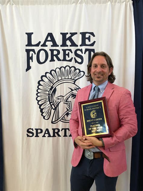 W.T. Chipman’s Carter crowned Lake Forest’s teacher of the year | Bay ...