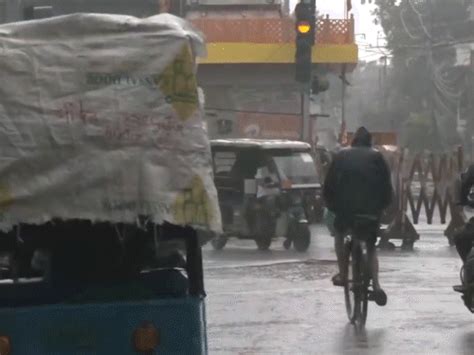 Orange alert for rain in Uttar Pradesh, Bihar; Vaishno Devi pilgrimage ...