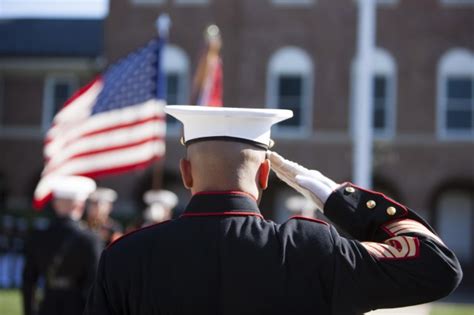 Amos passes Marine command to Dunford | Article | The United States Army