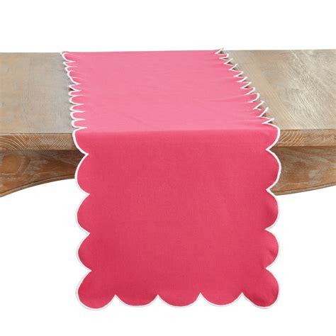 Scalloped Table Runner – Pier 1