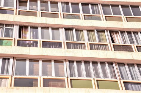 Building Interior Side View 的图像结果