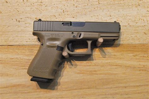 Glock 19 Geracao 4 Com Luz Glock