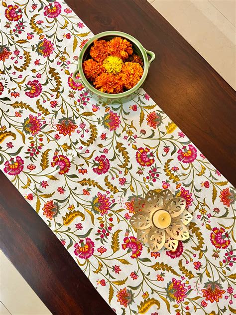 Phooley Print Cotton Table Runner - MnR Decor