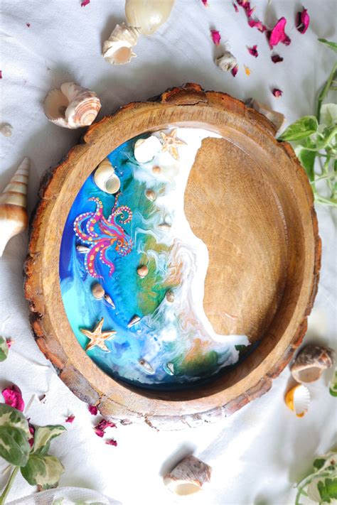 Epoxy Ocean Wooden Circular Tray | Octopus Epoxy Tray | Beach Theme Re ...