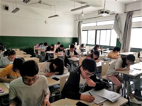 外国语学院举办心理健康知识竞赛-菏泽学院外国语学院