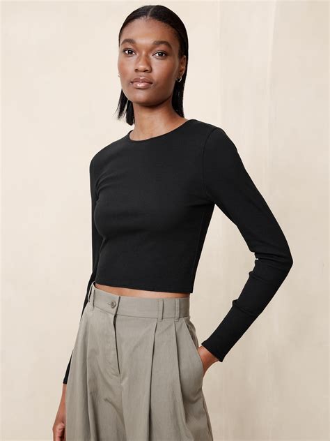 Ribbed Long-Sleeve Crop T-Shirt | Banana Republic