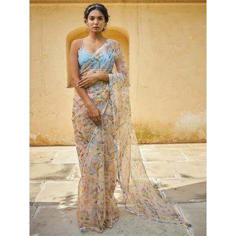 Floral Sarees: Discover elegant floral sarees for every occasion