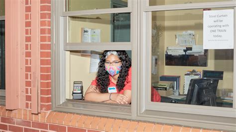 What Students Are Saying About Having a Part-Time Job While in School ...