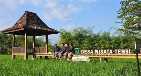 pengembangan desa wisata pdf