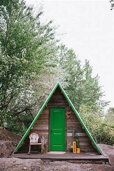 how to build a cabin house uo journal how to build an a frame cabin designed how to build a cabin house uo journal how to build an a frame cabin designed