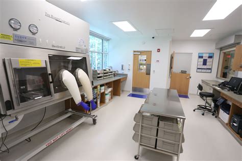 Parkland Medical Center Pharmacies - Chapman Construction