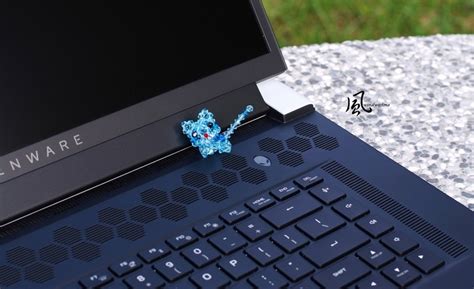 Alienware X17 Back 的图像结果