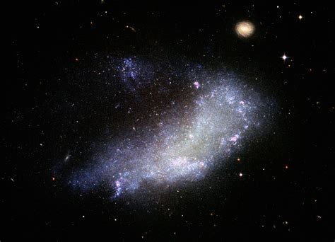 What Shape Is A Irregular Galaxy at Dominic Tulaba blog