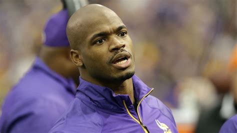 College athletes should be paid because Adrian Peterson says so ...