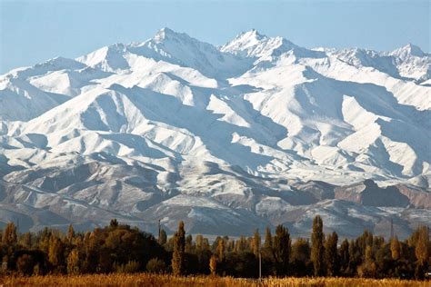 Tian Mountains Location