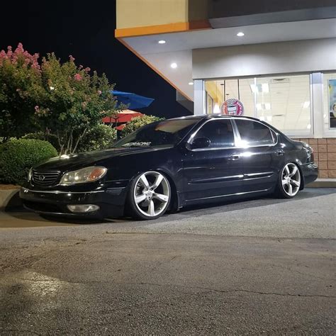 Kevin Atehortua's 2003 Gen2 VQ35DE Custom Modded Infiniti I35
