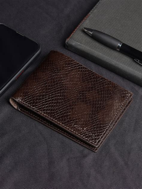 Spanish Leather Men Brown Bifold Wallet RFID Protected