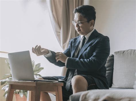 Rise of waist-up fashion: Big ways in which fashion is going waist-up ...