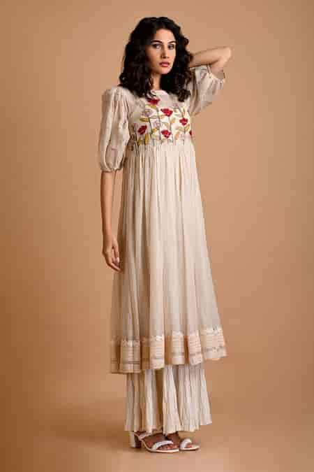 Buy Ivory Jute Silk Hand Embroidery Floral Round Dock Dress With Inner ...