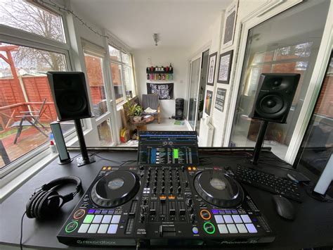 Big Computer Monitor 的图像结果